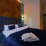 Hotel Mezzanine