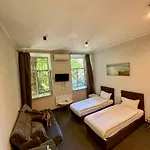 Mezzanine Hotel Odessa