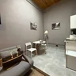 Mezzanine Hotel Odessa