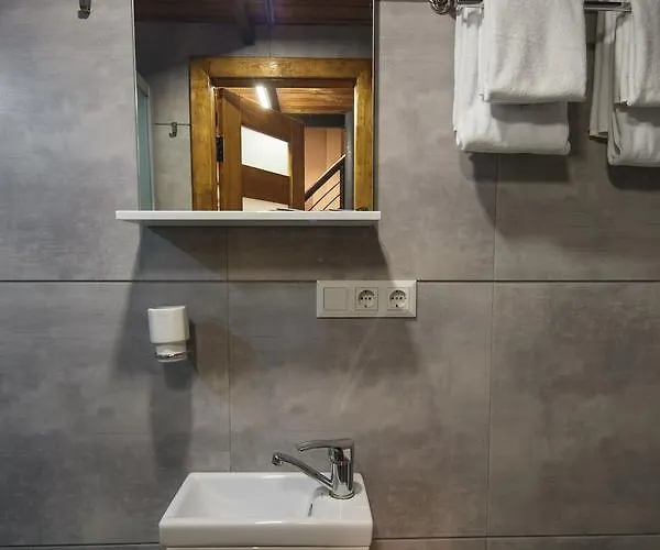 Mezzanine 2* 오데사