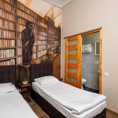 Hotel Mezzanine