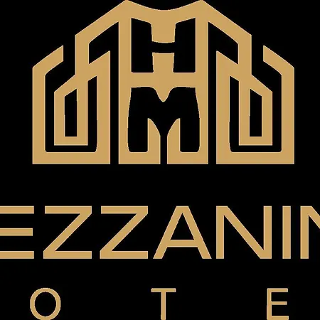 Mezzanine מלון 2*