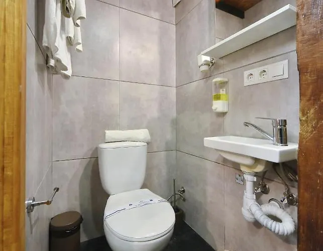 Отель Mezzanine