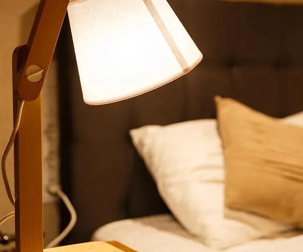 Отель Mezzanine 2*